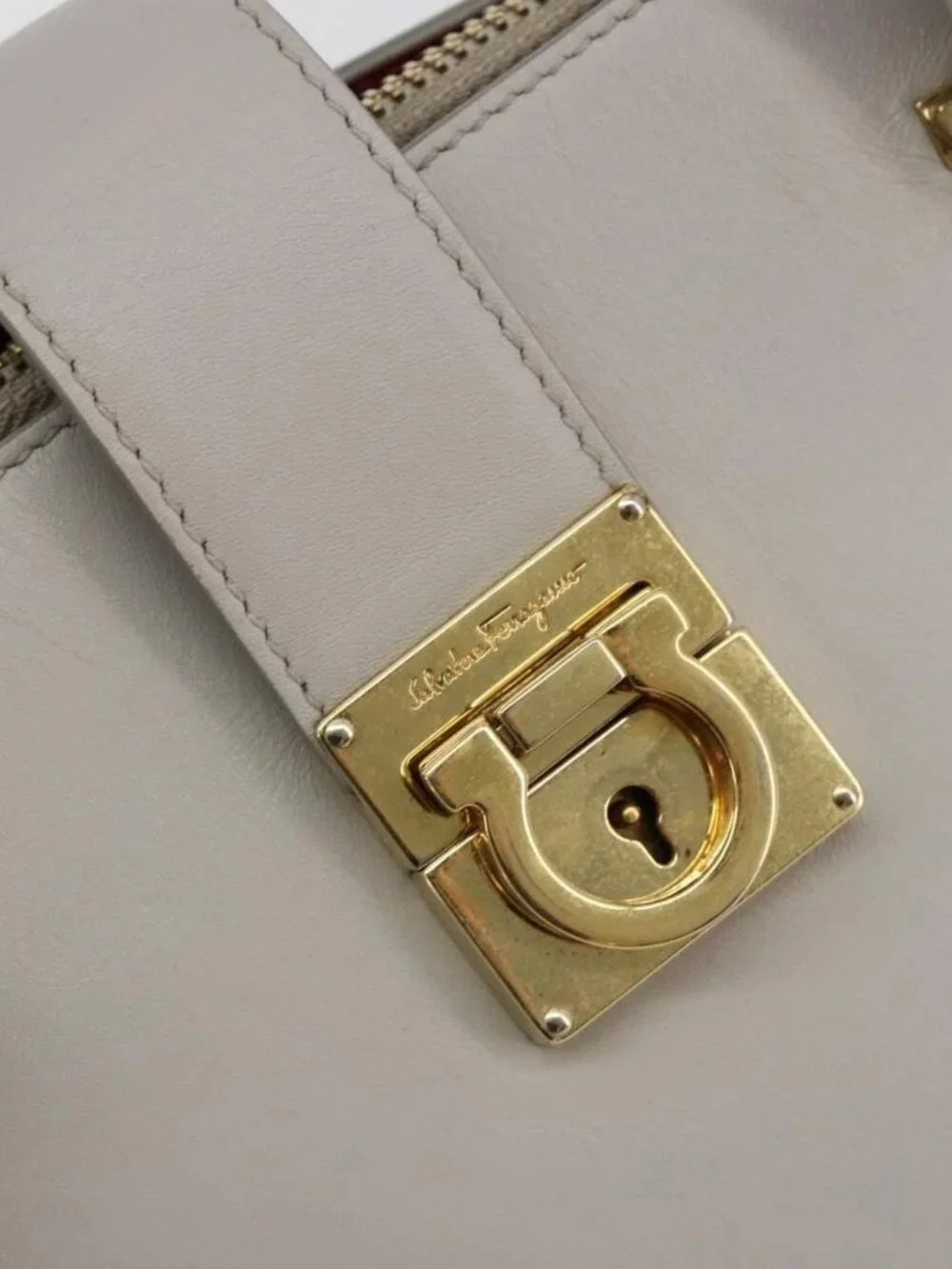 Salvatore Ferragamo Gancini Hand Bag Leather Gray Gold Auth 181831A